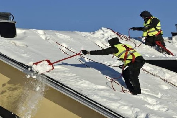 Winter Maintenance Roof Strategies